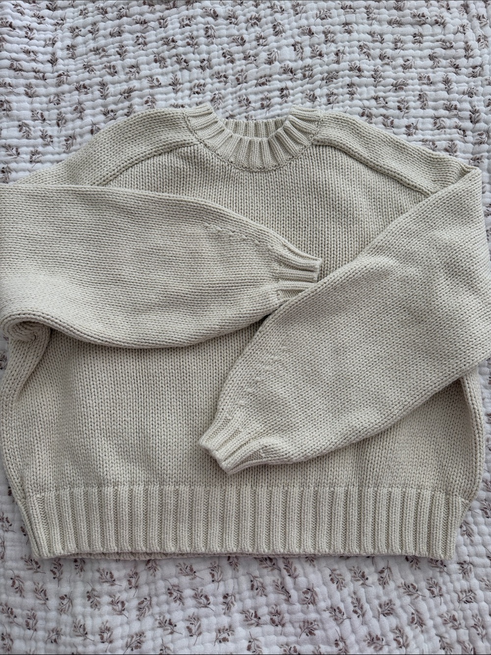 Gap Classic Cream Crewneck Sweater - Women's Knit Pullover